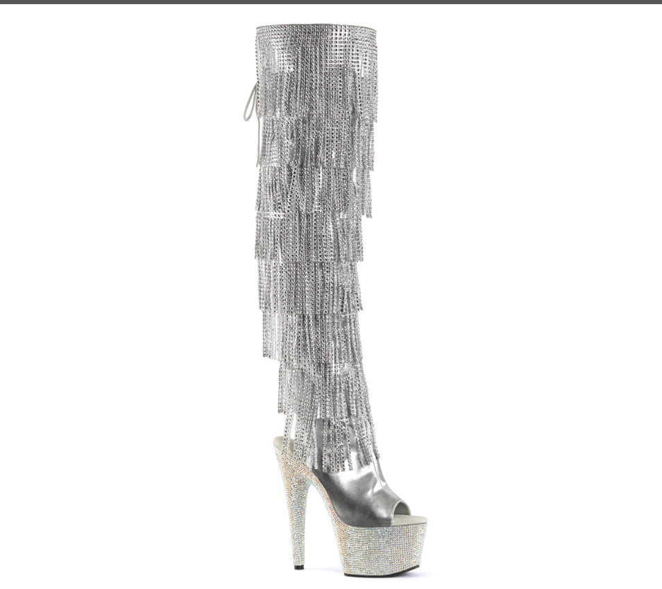 Silver Shingle Thigh